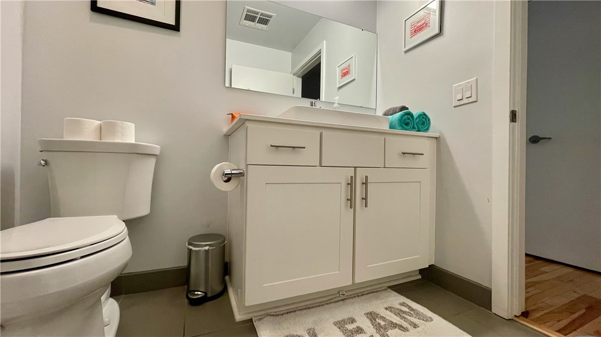 Lawrenceville, Pennsylvania 15201, United States, 2 Bedrooms Bedrooms, ,2 BathroomsBathrooms,Residential,Active,16996