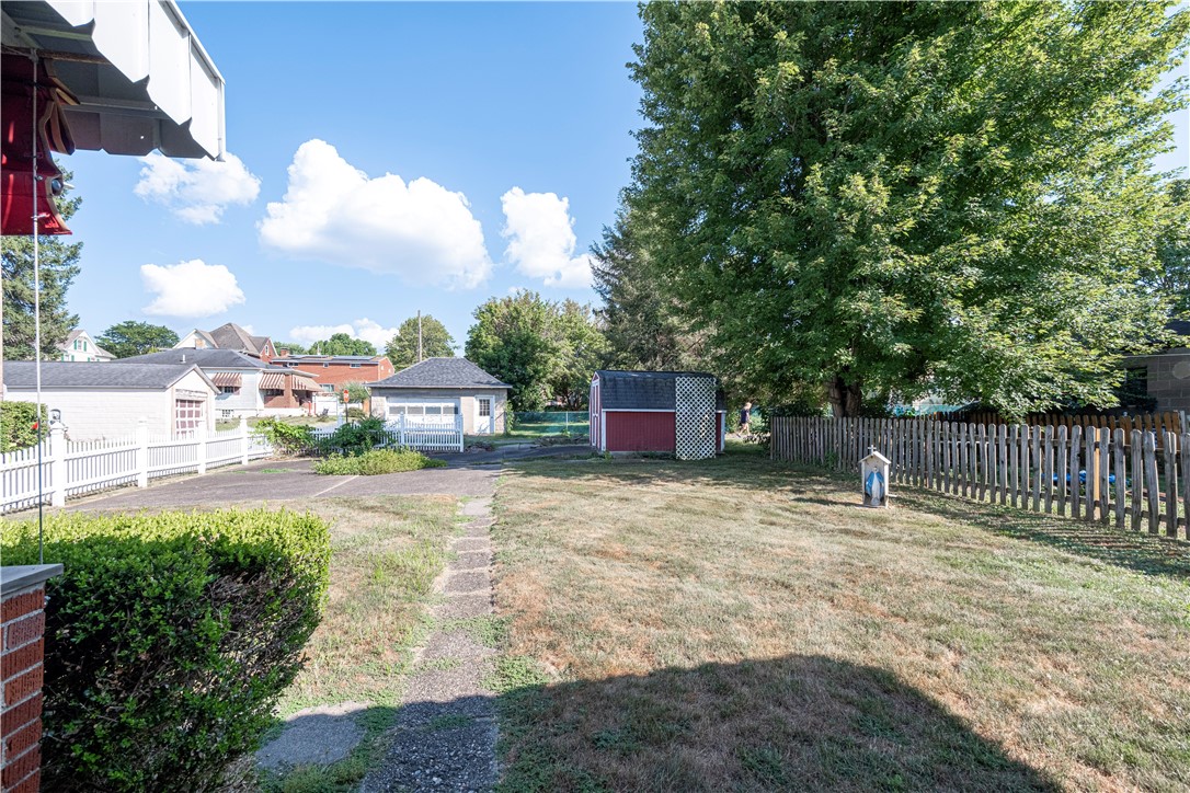 Bridgeville, Pennsylvania 15017, United States, 2 Bedrooms Bedrooms, ,2 BathroomsBathrooms,Residential,Contingent,194251