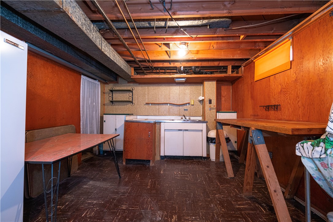 Bridgeville, Pennsylvania 15017, United States, 2 Bedrooms Bedrooms, ,2 BathroomsBathrooms,Residential,Contingent,194251