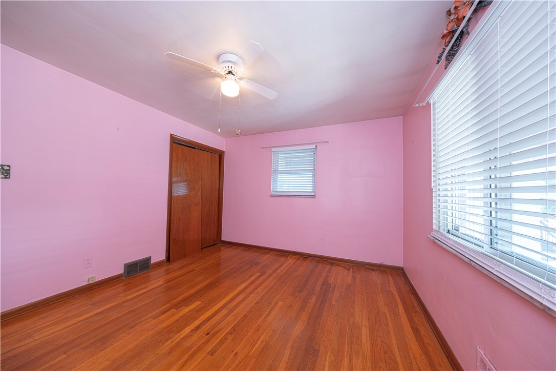 Bridgeville, Pennsylvania 15017, United States, 2 Bedrooms Bedrooms, ,2 BathroomsBathrooms,Residential,Contingent,194251