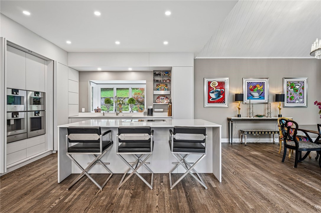 610 Davis Lane