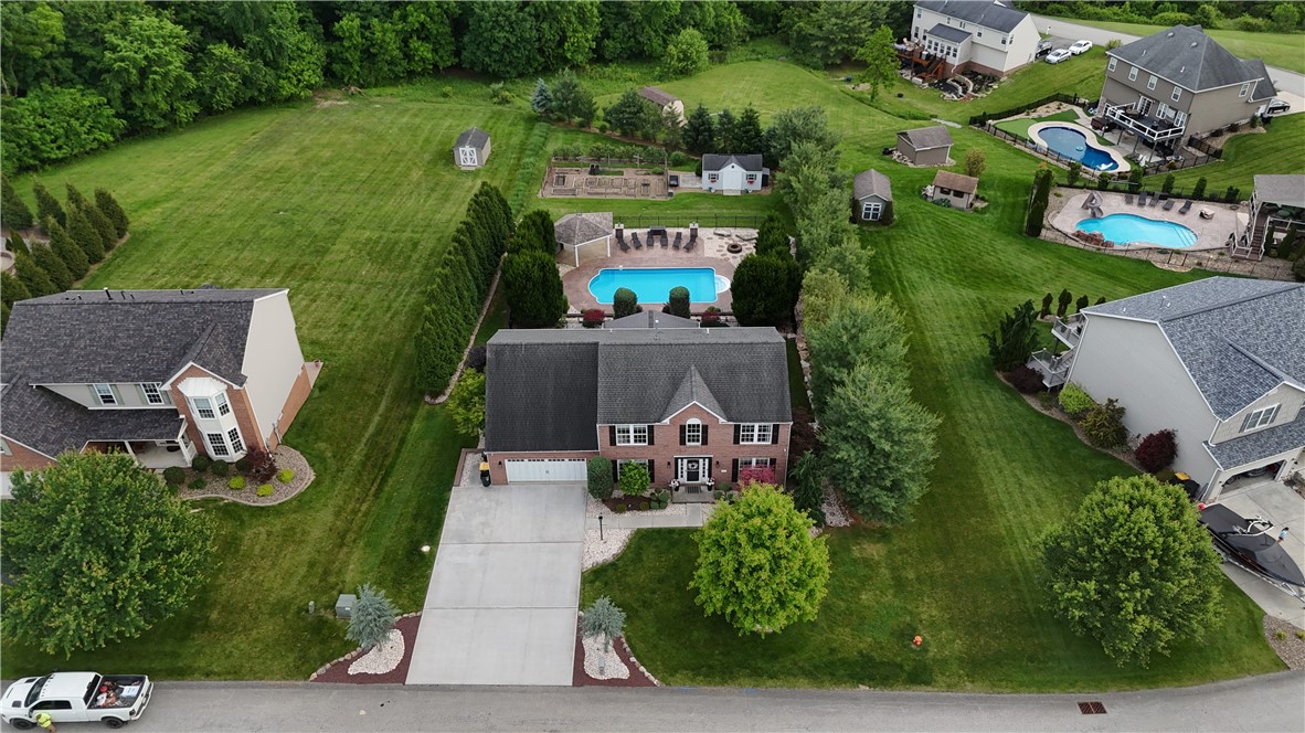 576 Rosewood St