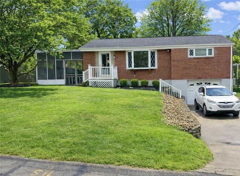 Photo of 4 Emma Dr, Pittsburgh, PA 15223 (MLS # 1744548)
