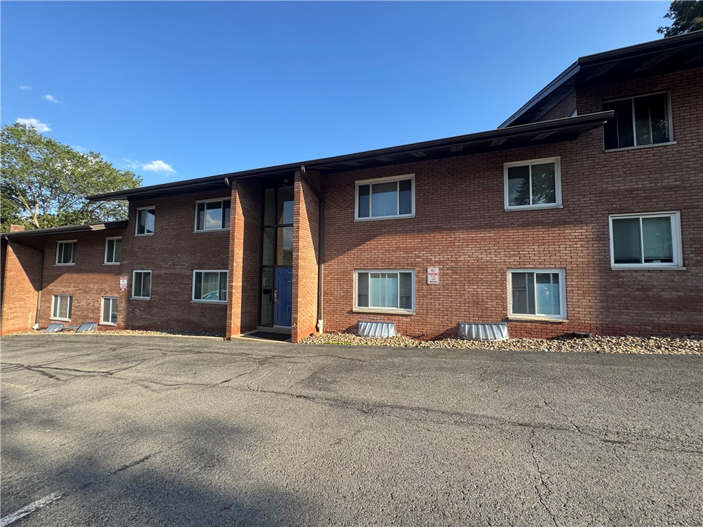 8179 Ohio River Boulevard 32