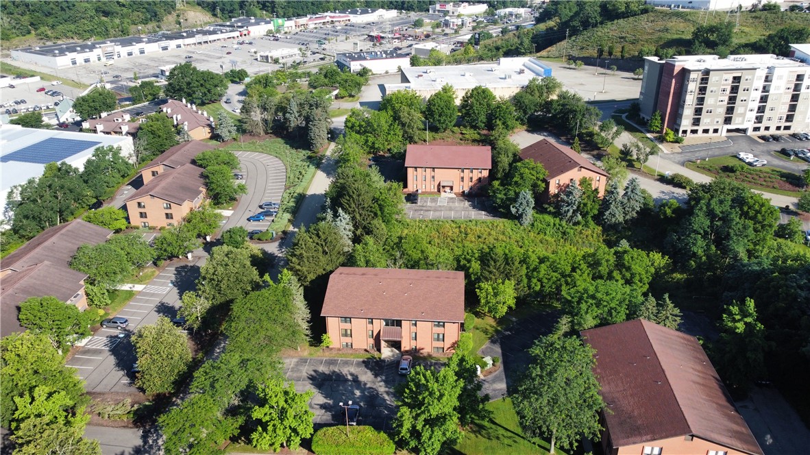 301 MCKNIGHT PARK DRIVE