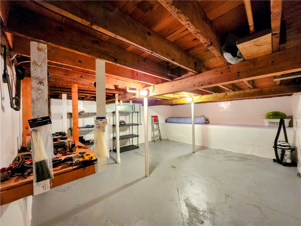 Derry Twp, Pennsylvania 15717, United States, 3 Bedrooms Bedrooms, ,2 BathroomsBathrooms,Residential,Active,223698