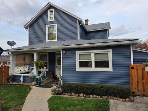 Homes For Sale - 629 Vickroy Ave Ave<br/> Johnstown, PA 15905