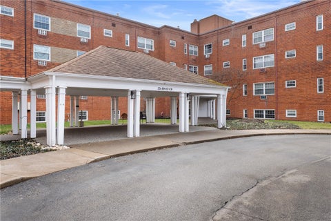 Photo for 5900 Babcock Blvd 70