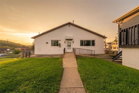 Photo for 502 Summit St REAR