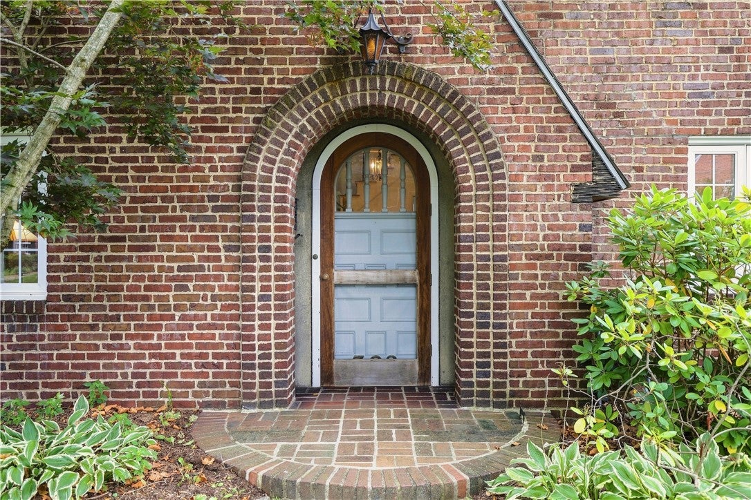 302 Maple Lane
