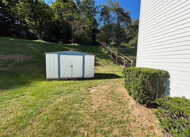 121 Glengarry Dr