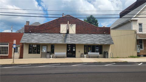 Photo for 132 W New Castle St STE 2