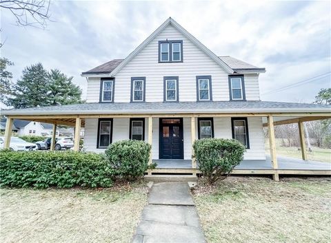 Photo of 530 German St #3, Harmony, PA 16037 (MLS # 1726988)