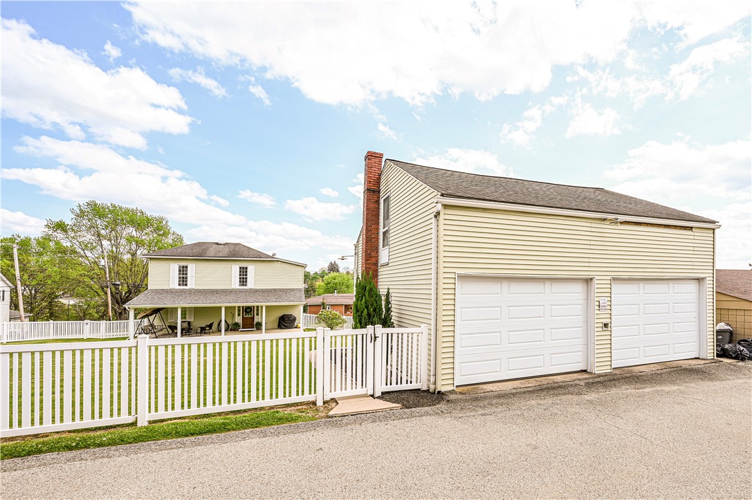 Penn Twp, Pennsylvania 15636, United States, 3 Bedrooms Bedrooms, ,1 BathroomBathrooms,Residential,Pending,160193