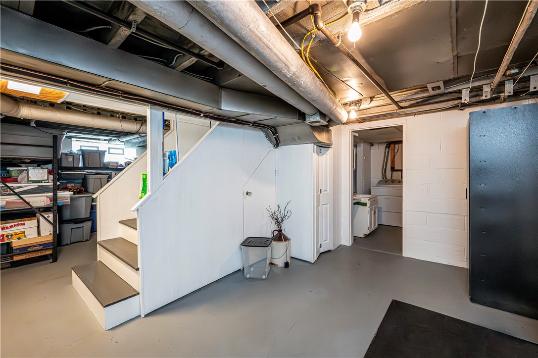 Penn Twp, Pennsylvania 15636, United States, 3 Bedrooms Bedrooms, ,1 BathroomBathrooms,Residential,Pending,160193