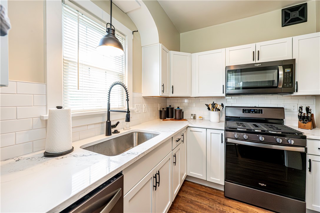 Penn Twp, Pennsylvania 15636, United States, 3 Bedrooms Bedrooms, ,1 BathroomBathrooms,Residential,Pending,160193