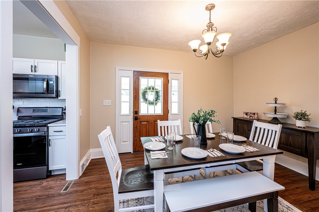 Penn Twp, Pennsylvania 15636, United States, 3 Bedrooms Bedrooms, ,1 BathroomBathrooms,Residential,Pending,160193