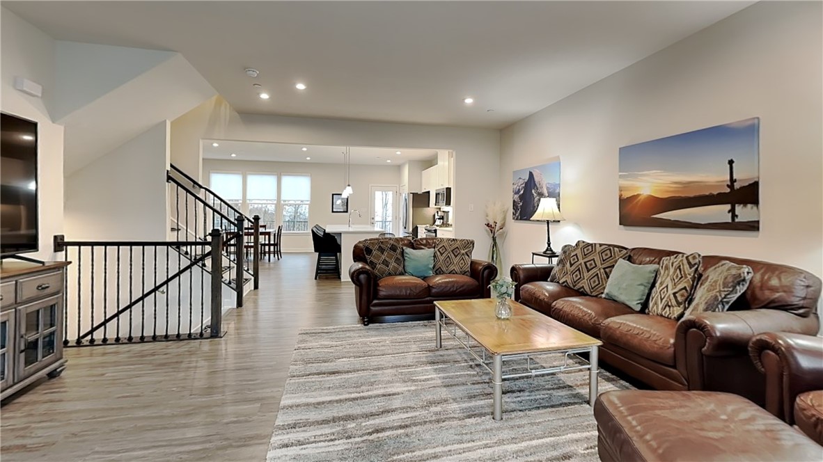 Cranberry Twp, Pennsylvania 16066, United States, 3 Bedrooms Bedrooms, ,3 BathroomsBathrooms,Residential,Active,248393