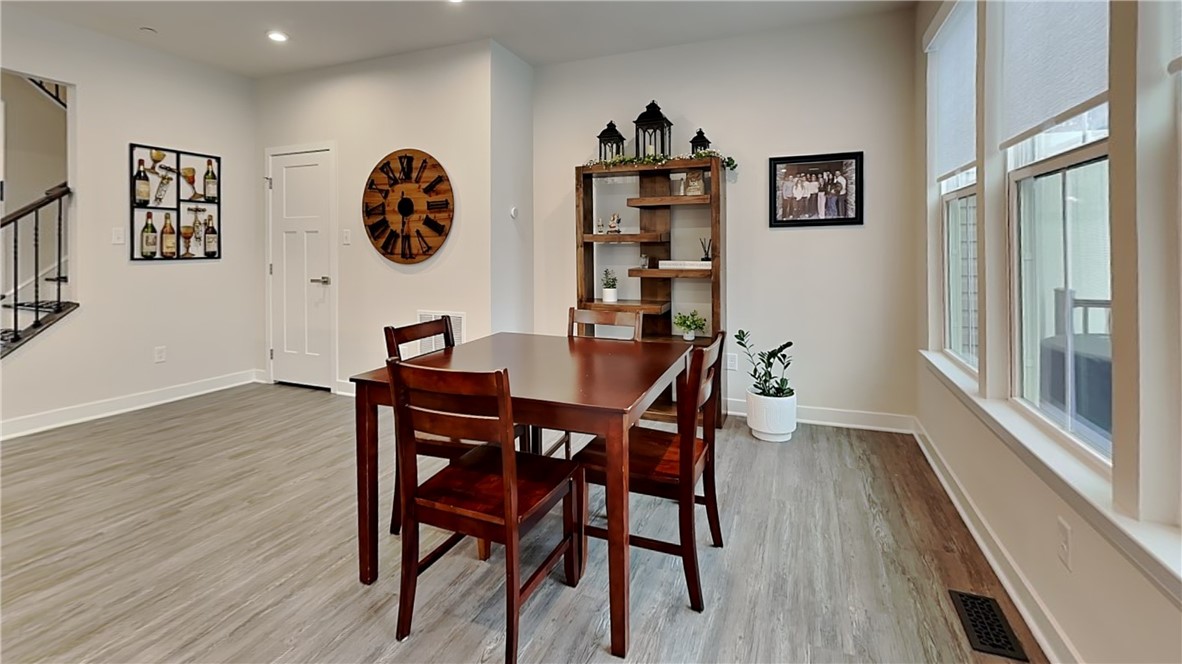 Cranberry Twp, Pennsylvania 16066, United States, 3 Bedrooms Bedrooms, ,3 BathroomsBathrooms,Residential,Active,248393