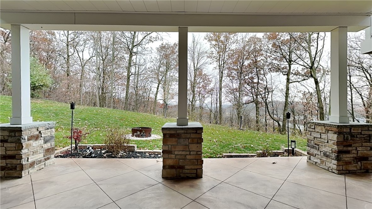 Cranberry Twp, Pennsylvania 16066, United States, 3 Bedrooms Bedrooms, ,3 BathroomsBathrooms,Residential,Active,248393