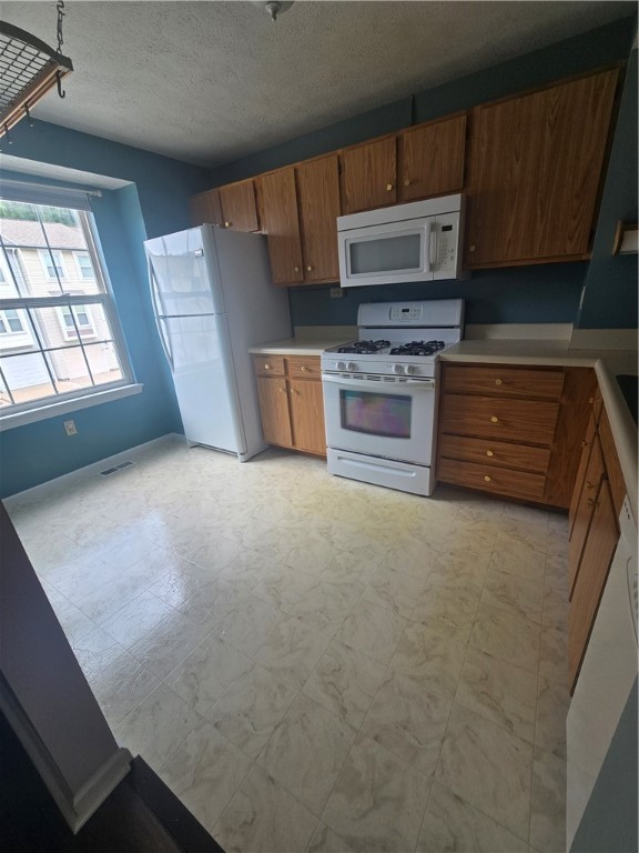 Baldwin Twp, Pennsylvania 15227, United States, 2 Bedrooms Bedrooms, ,2 BathroomsBathrooms,Residential,Active,170124