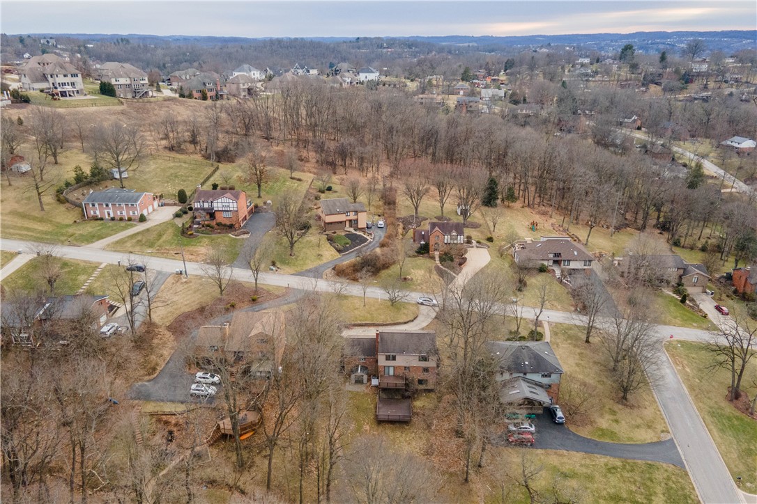 Peters Twp, Pennsylvania 15317, United States, 4 Bedrooms Bedrooms, ,3 BathroomsBathrooms,Residential,Active,81581