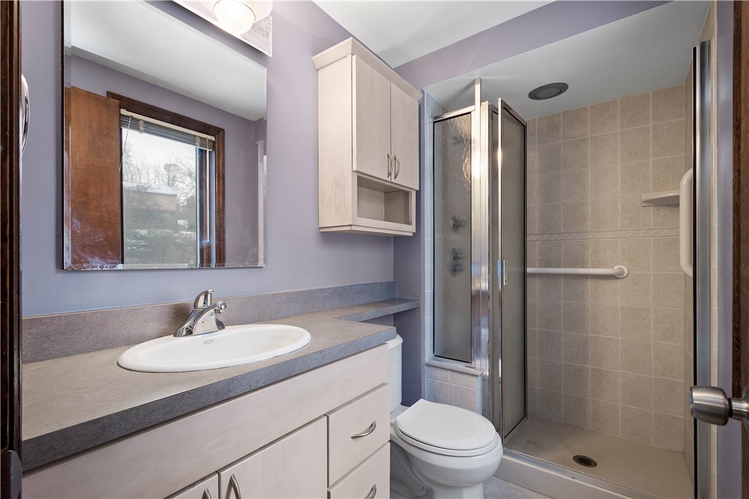 Peters Twp, Pennsylvania 15317, United States, 4 Bedrooms Bedrooms, ,3 BathroomsBathrooms,Residential,Active,81581