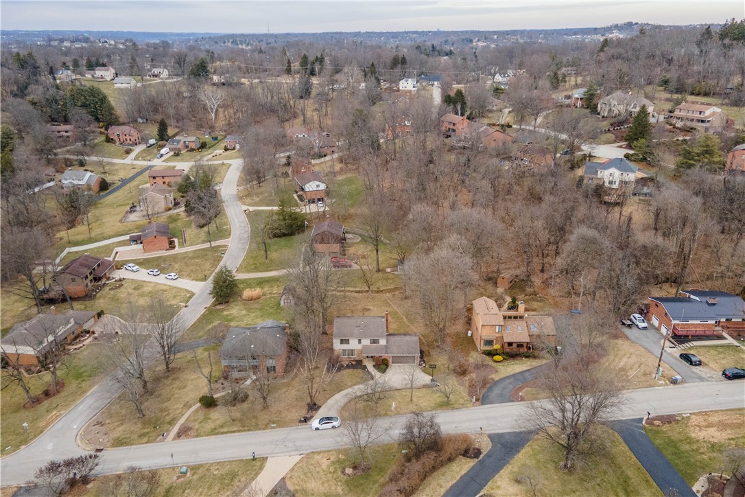 Peters Twp, Pennsylvania 15317, United States, 4 Bedrooms Bedrooms, ,3 BathroomsBathrooms,Residential,Active,81581