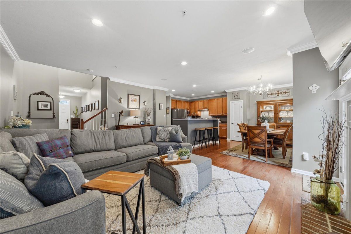 96 Kensington Drive