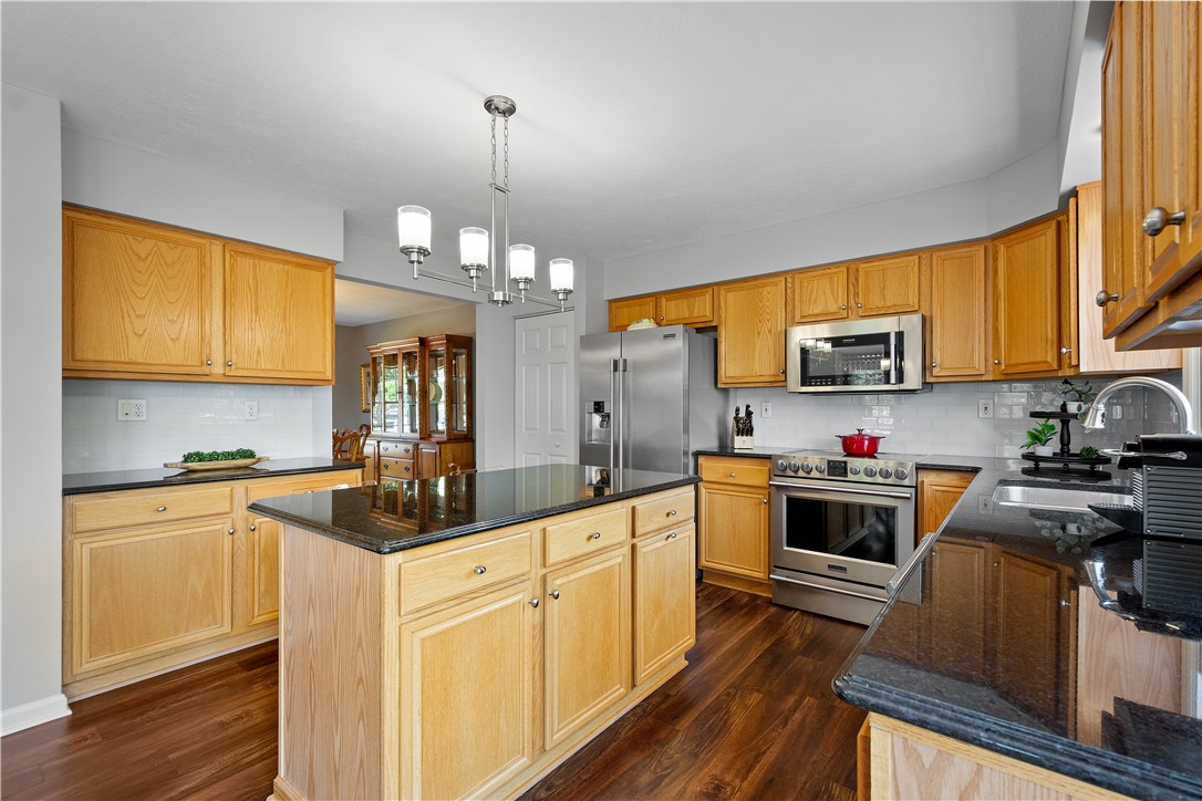 Nottingham, Pennsylvania 15330, United States, 4 Bedrooms Bedrooms, ,3 BathroomsBathrooms,Residential,Active,160848