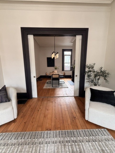 2322 SARAH STREET