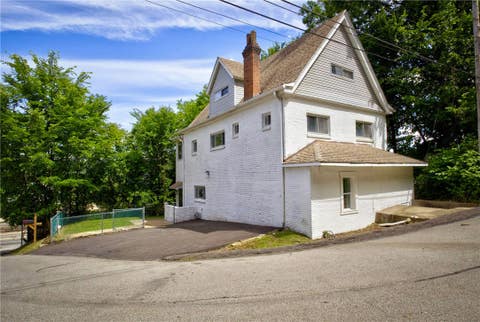 Photo of 6026 Sawyer St, Pittsburgh, PA 15201 (MLS # 1760746)