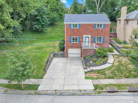 Photo for 912 Country Club Drive