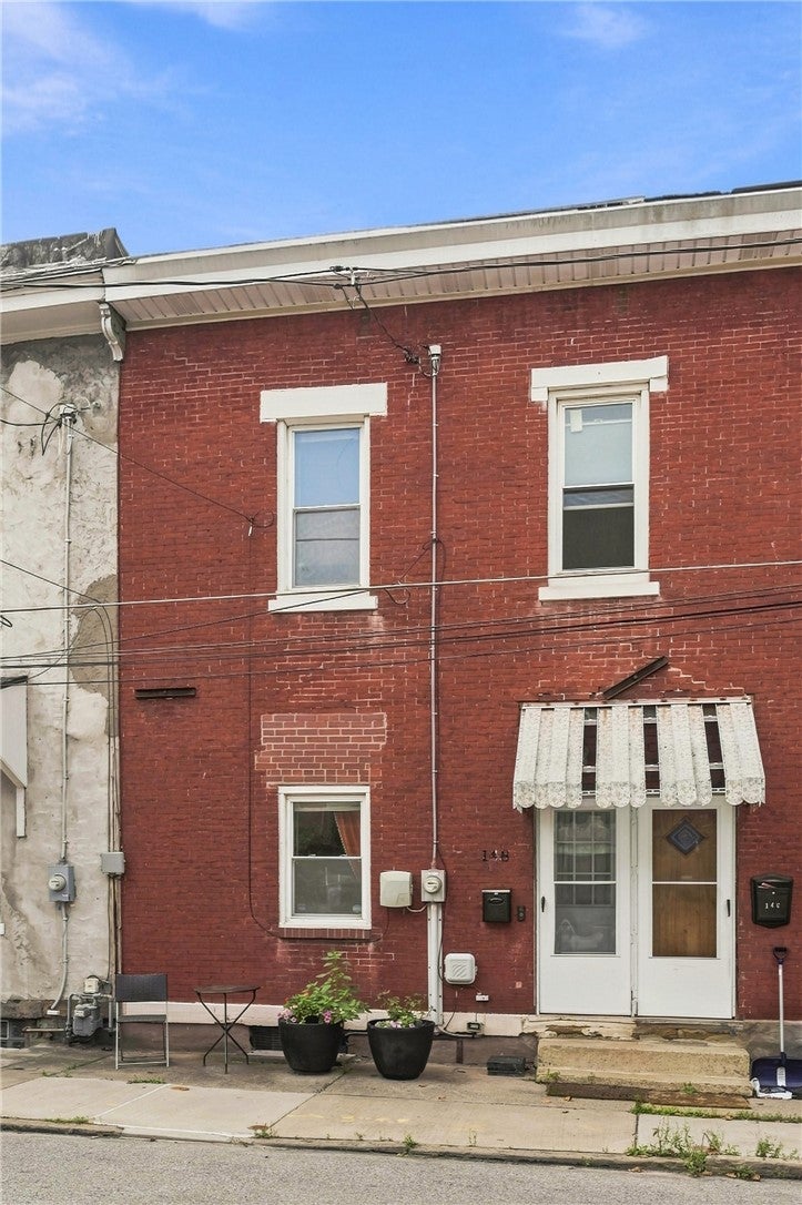 148 Home St
