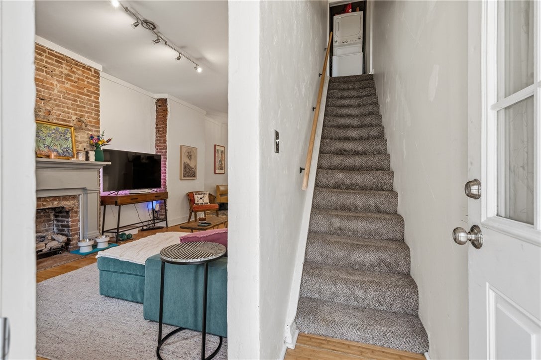 148 Home St