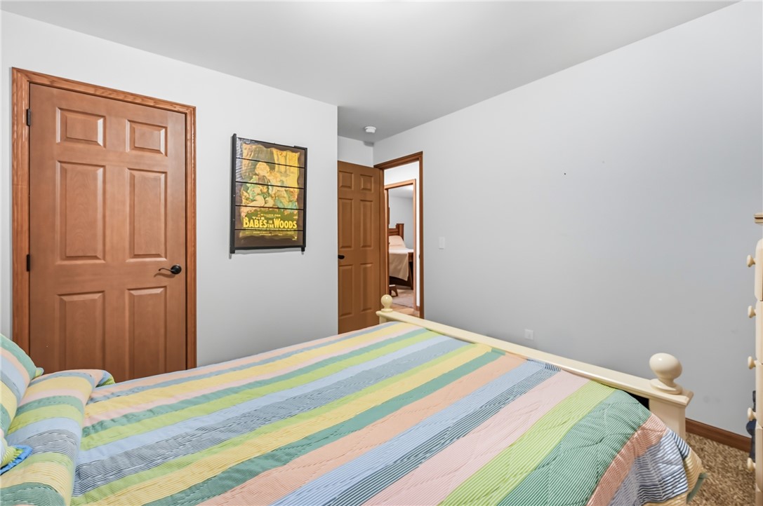 Conneaut Lake, Pennsylvania 16316, United States, 3 Bedrooms Bedrooms, ,3 BathroomsBathrooms,Residential,Contingent,216121