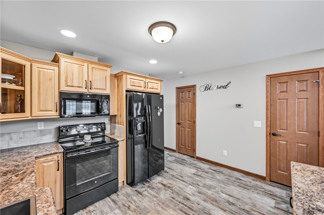 Conneaut Lake, Pennsylvania 16316, United States, 3 Bedrooms Bedrooms, ,3 BathroomsBathrooms,Residential,Contingent,216121