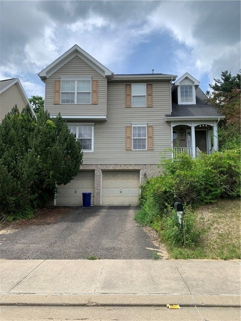 Photo for 199 Oakbrook Cir