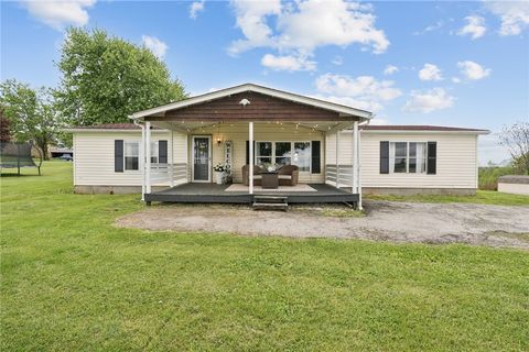Photo of 285 Ridge Rd, Avella, PA 15312 (MLS # 1752579)