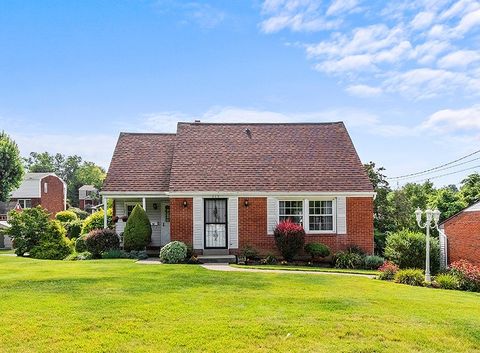 Photo for 115 Cherrytree Rd