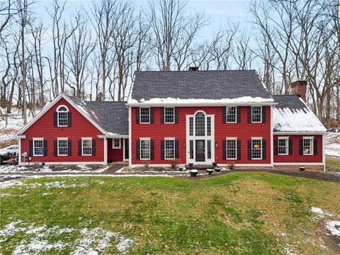 Photo of 1043 Victoria Pl, Gibsonia, PA 15044 (MLS # 1733296)