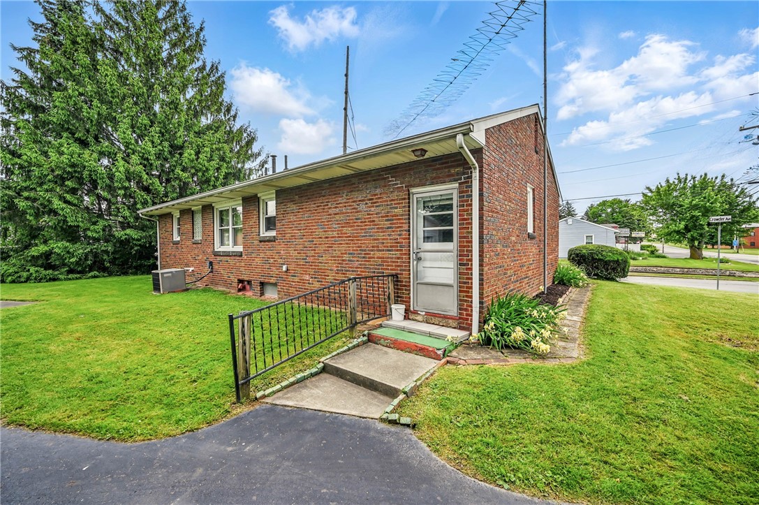 1140 Crowder Ave Ave, Sharon, Pennsylvania image 44