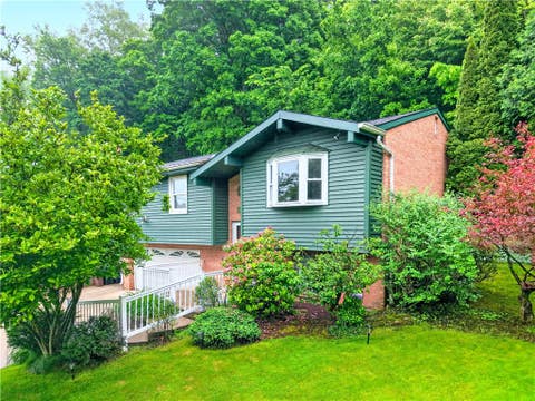 Homes For Sale - 148 Belleau Wood Blvd Blvd<br/> Trafford, PA 15085
