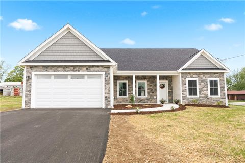 16 Margaret Street South Union Twp PA 15401