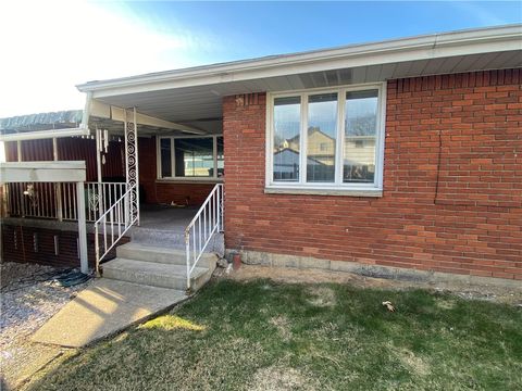 Photo of 422 Market St, Belle Vernon, PA 15012 (MLS # 1739224)