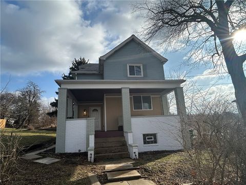 Photo of 230 Maple St, Everson, PA 15631 (MLS # 1740641)
