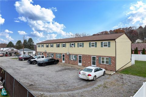 Photo of 529 Birch Street Way, New Kensington, PA 15068 (MLS # 1759735)