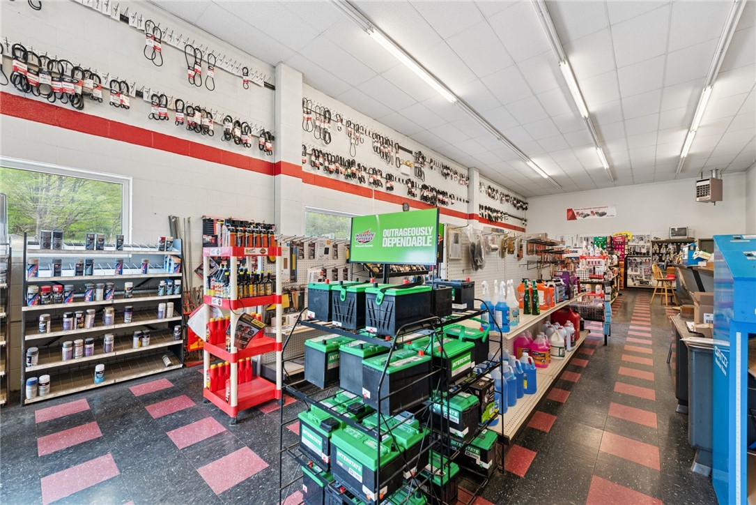 Richland School District, Pennsylvania 15904, United States, ,Commercial,Active,121473