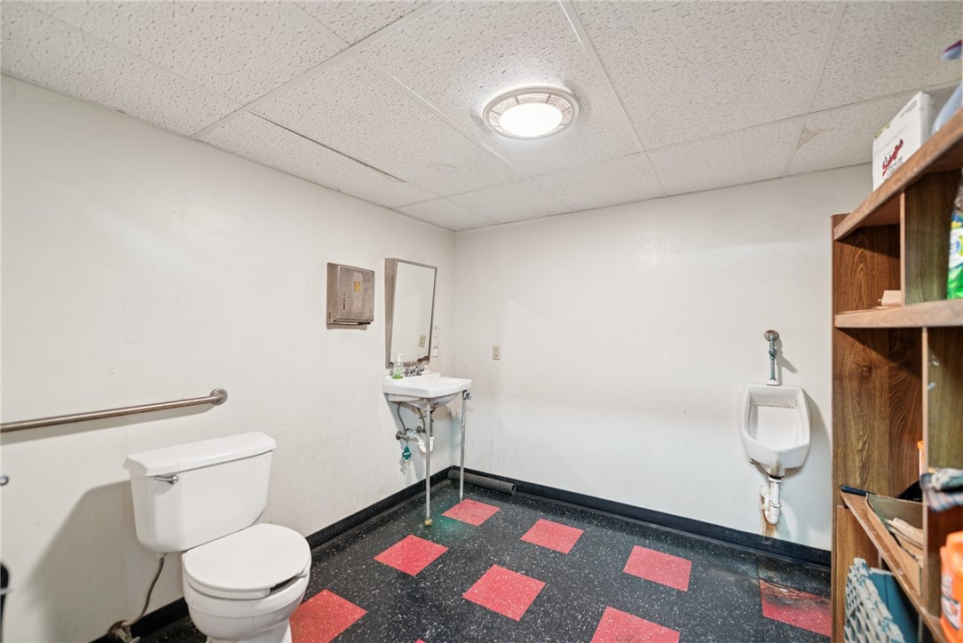 Richland School District, Pennsylvania 15904, United States, ,Commercial,Active,121473