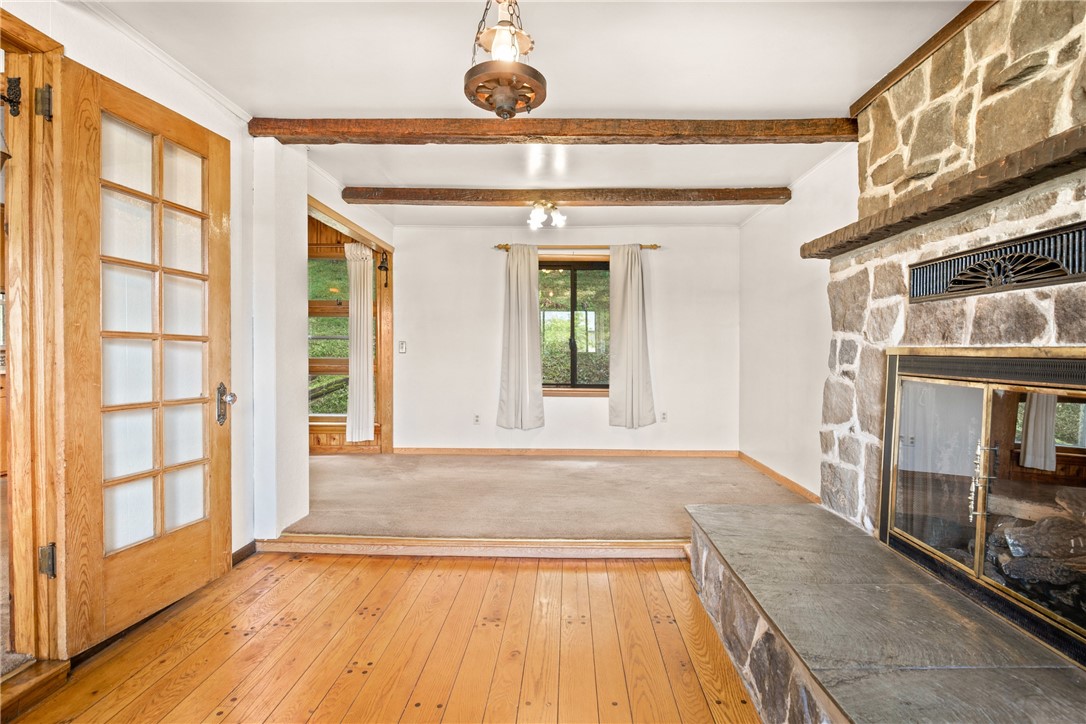 Somerset Twp, Pennsylvania 15501, United States, 4 Bedrooms Bedrooms, ,2 BathroomsBathrooms,Residential,Contingent,191180